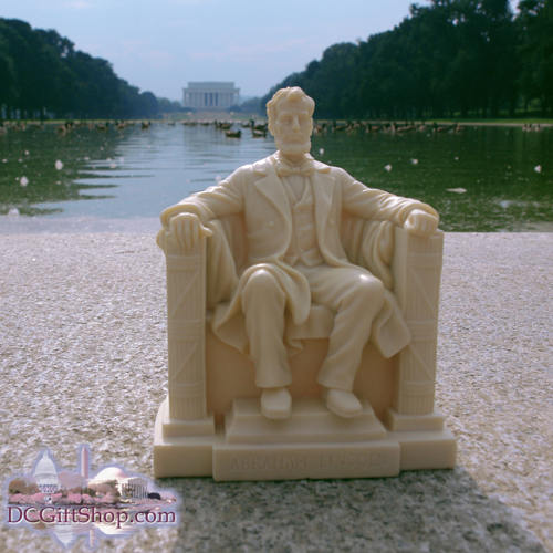 abraham lincoln statue