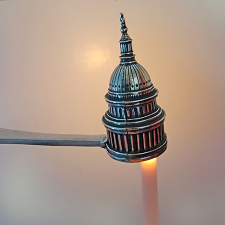 Pewter U.S. Capitol Dome Candle Snuffer