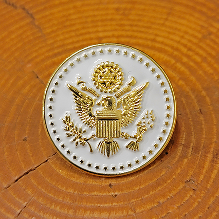 White and Gold Great Seal Lapel Pin