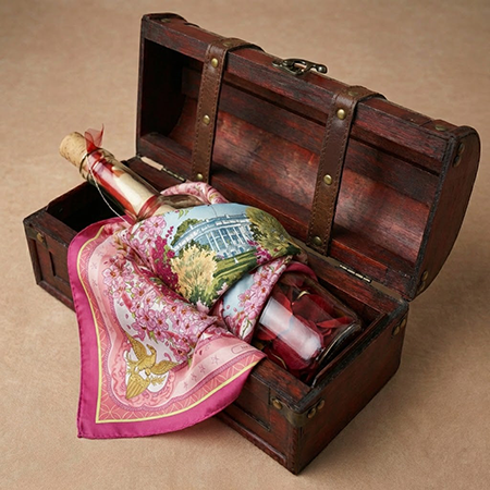 First Lady Taft Cherry Blossom Valentine Box