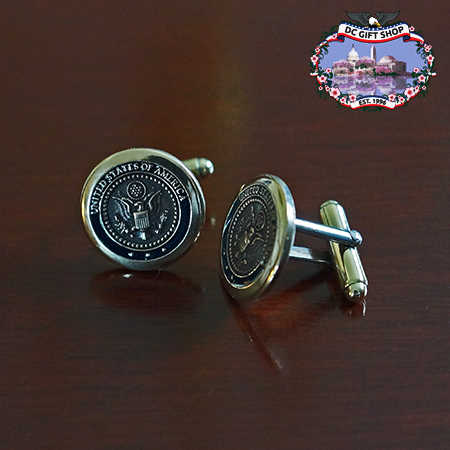 Pair of  presidential Great Seal of the United States  cufflinks . 